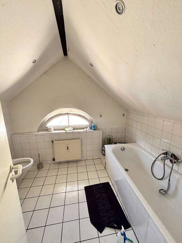 Badezimmer DG