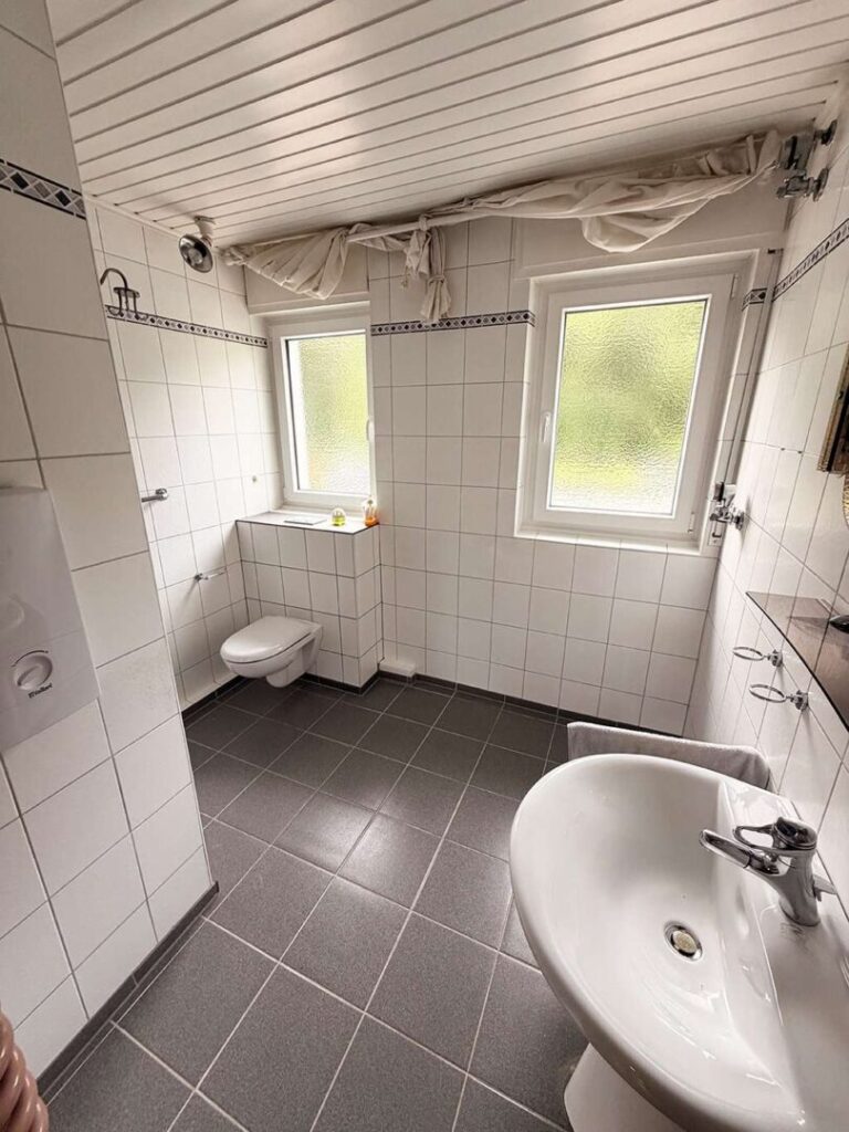 Badezimmer OG
