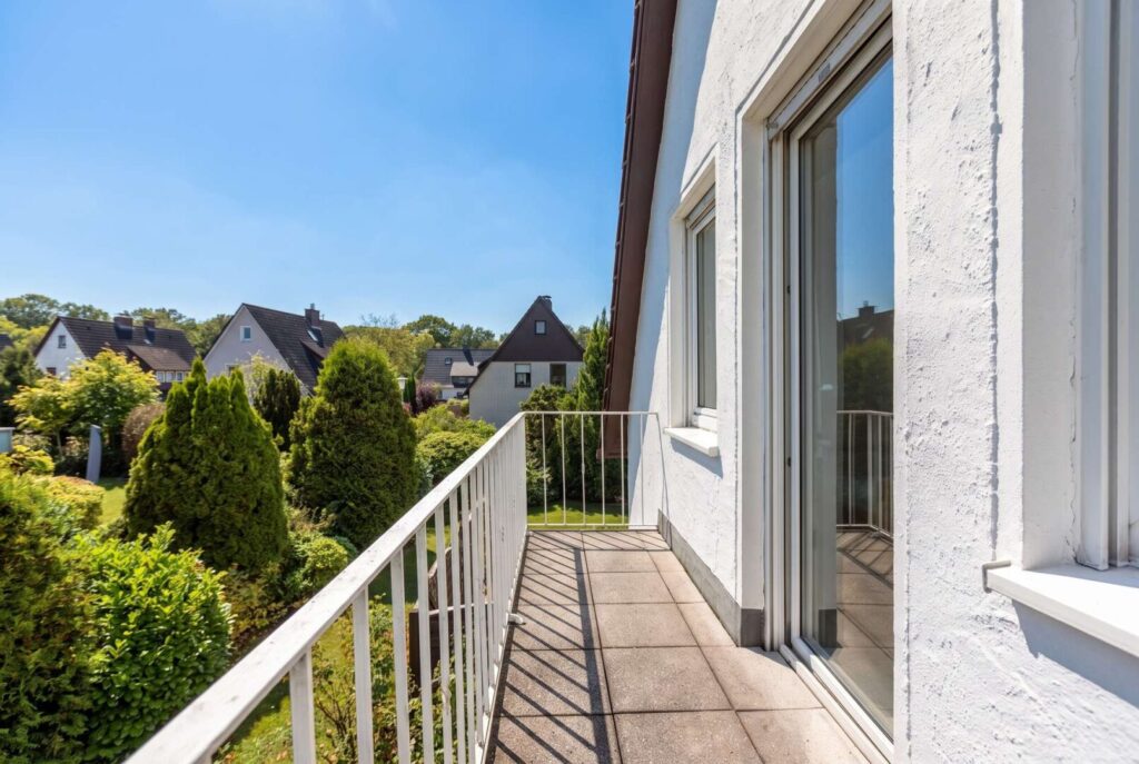 Balkon KI Beispiel